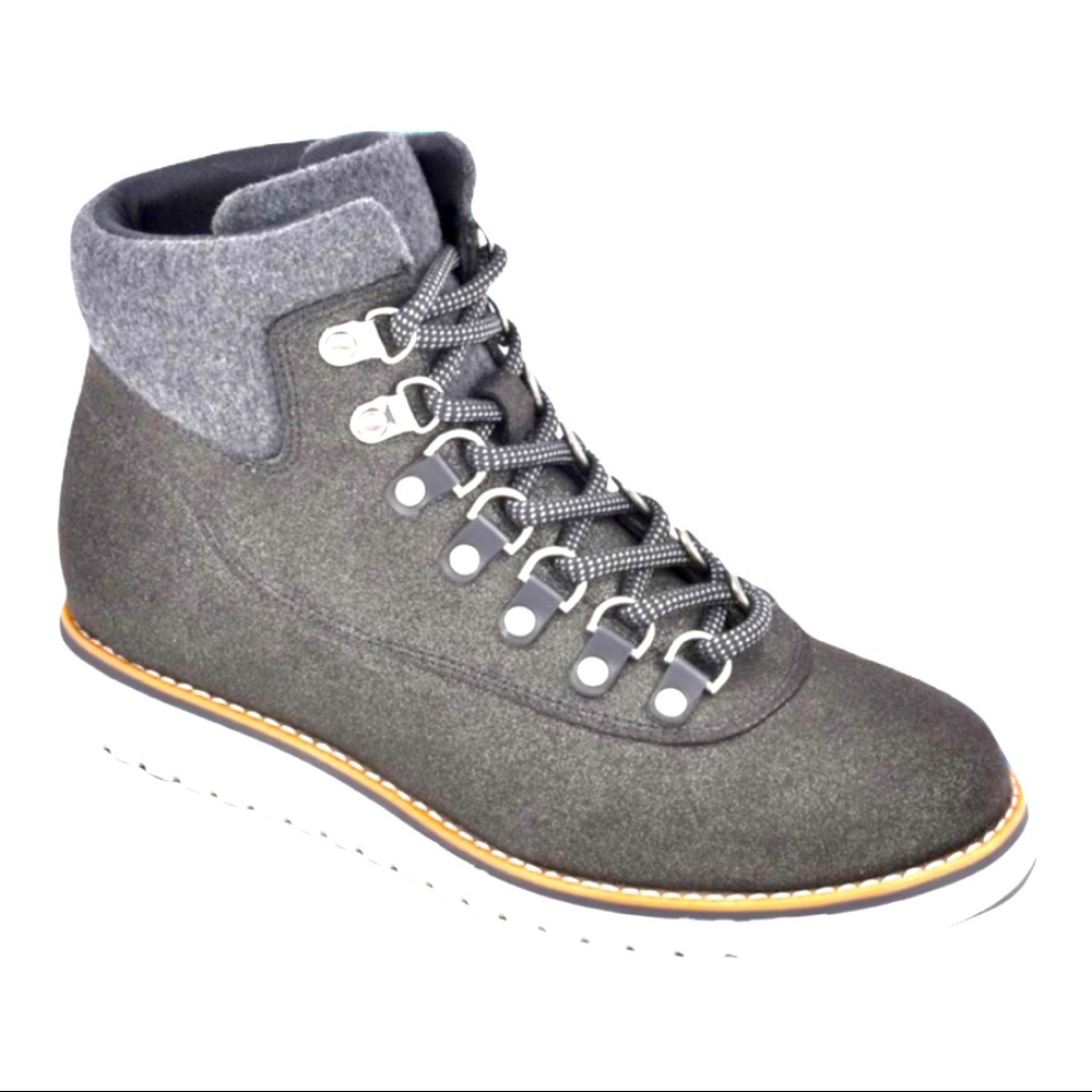 WHITE MOUNTAIN COZY BOOTIE HIKERS SIZE 8.5 NWT